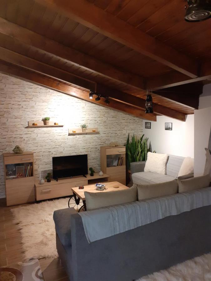 The View Attic Διαμέρισμα Ιωάννινα Εξωτερικό φωτογραφία